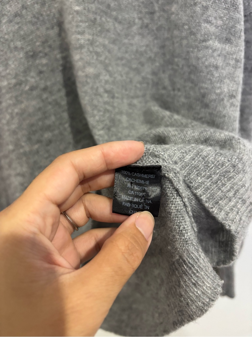 Skull Cashmere Sweater Size Small - Picture 3 of 4